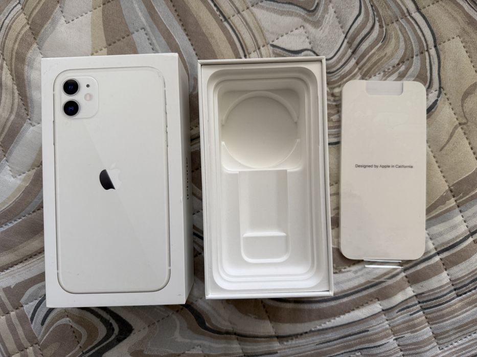 iPhone 11 64GB White