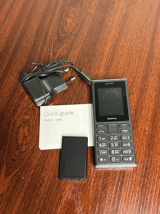 Кнопочный телефон Nokia 125