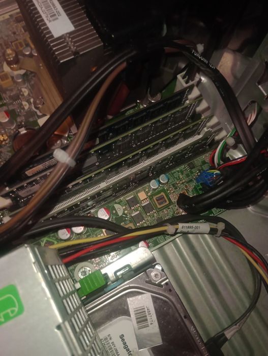 HP Compaq 6300 Pro компютри