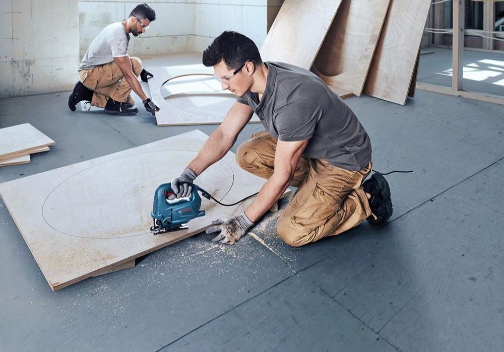 Bosch original Электролобзик GST 700 Professional