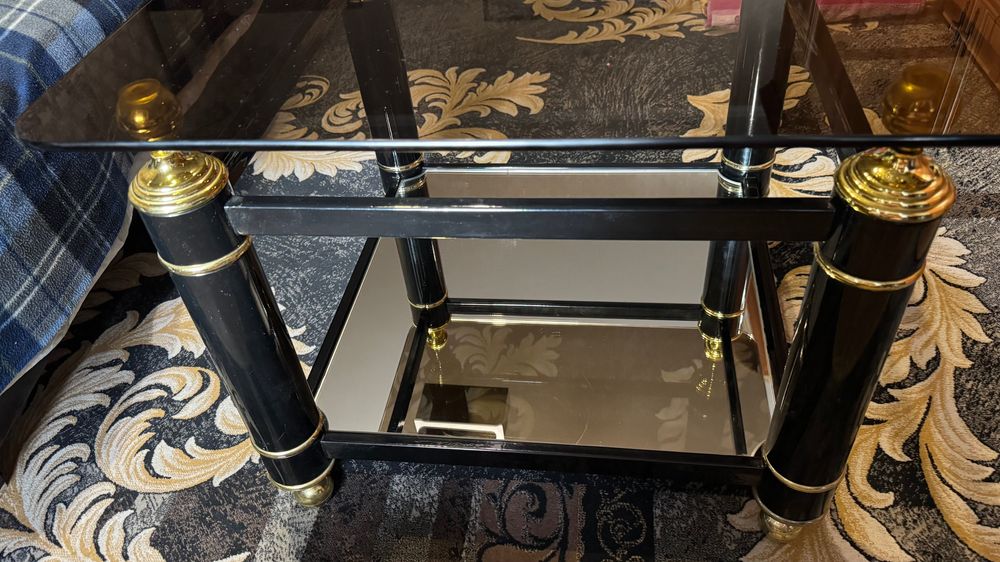 Стол журнальный стеклянный