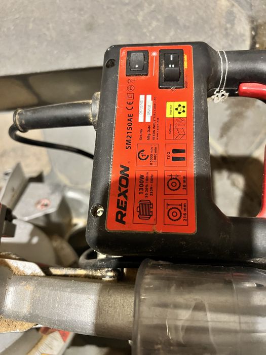 REXON SM2150AE – tăietor electric pentru lemn, 1300 W