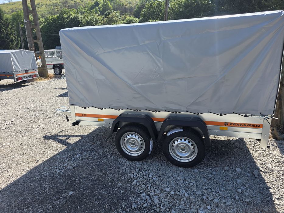 Remorca 750 kg cu prelata 264x126x130cm
