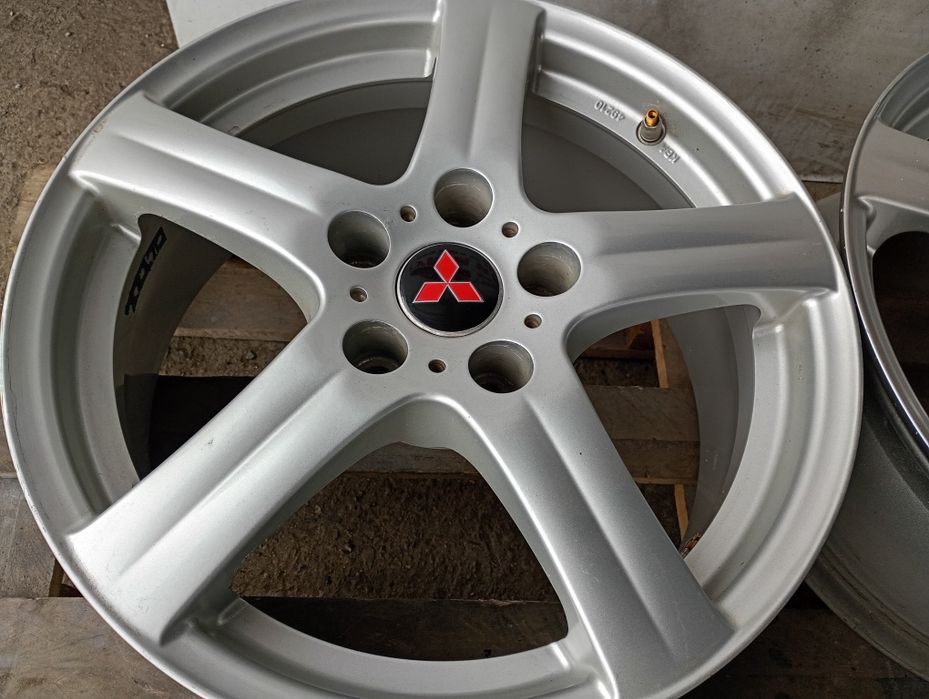 ENZO  17-5x114.3 ET40 7j  Mitsubishi Outlander