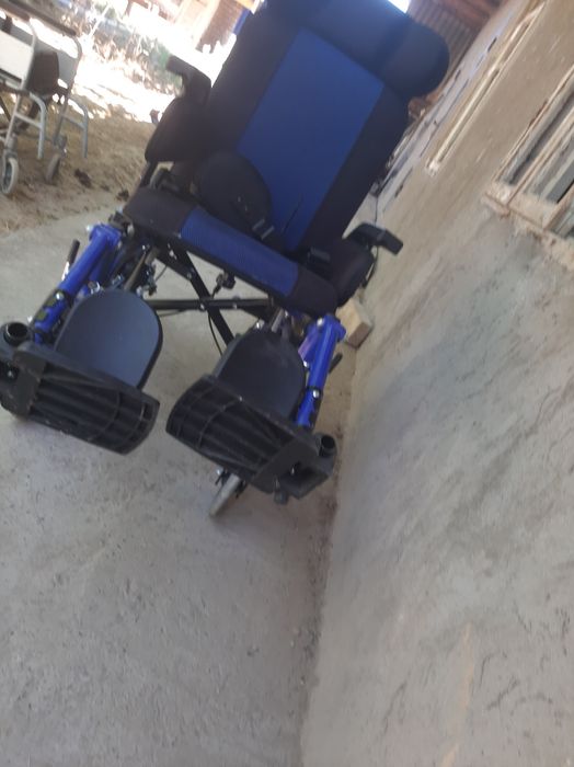 Коляска инвалитски новый