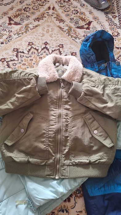 Куртка бомбер  Zara