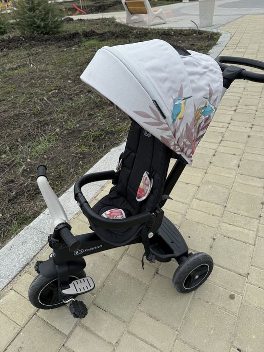 Триколка Kinderkraft Easytwist