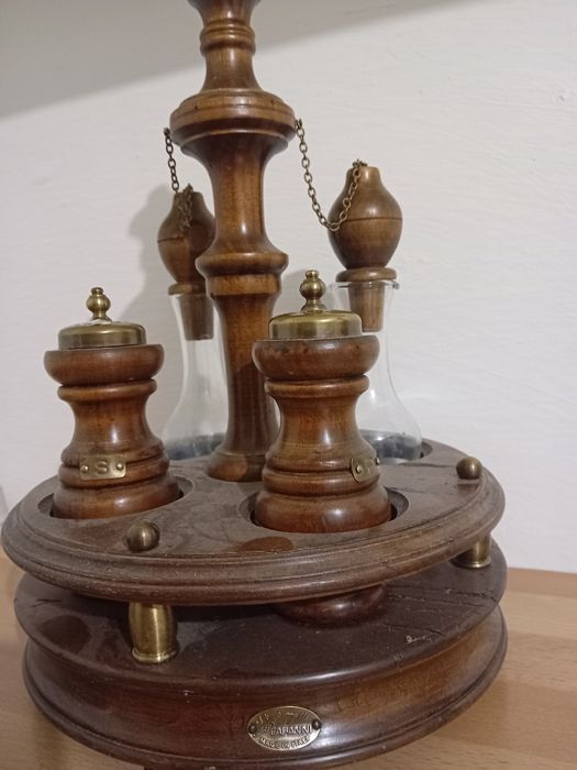 Set rustic,bucatarie-restaurant