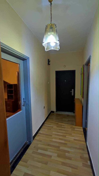 Дава се под наем Тристаен апартамент в Пловдив, Въстанически - 79 кв.м за 368.73 € - Снимка #1