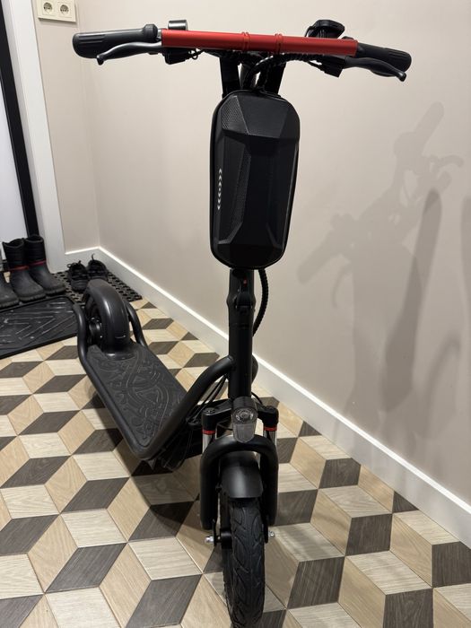 Продам электросамокат Tribe drakkar