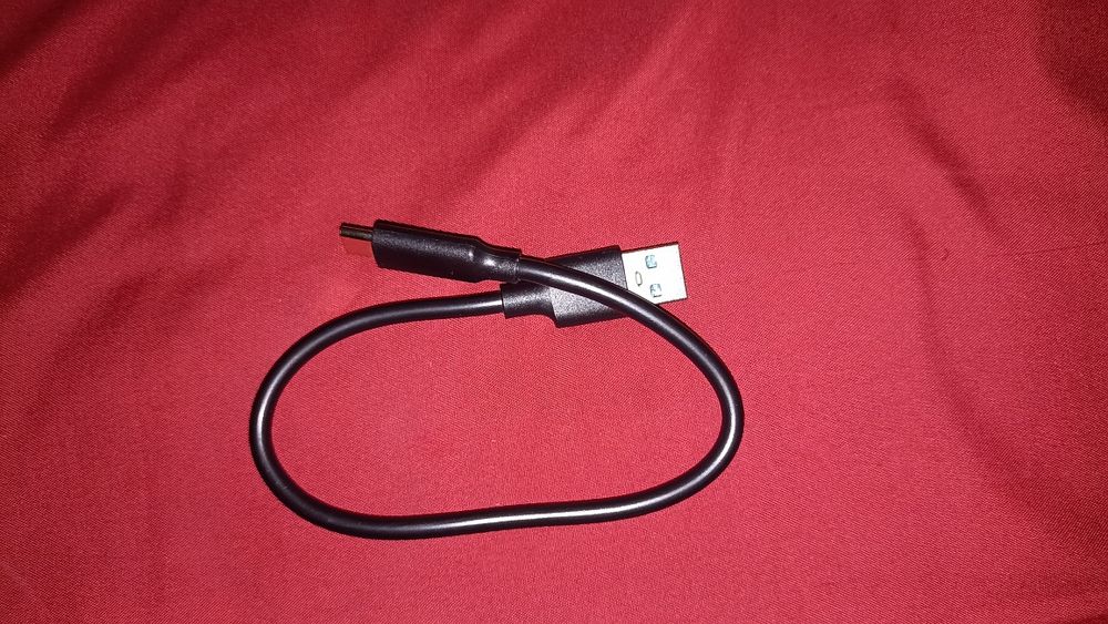 Hard disk 1TB продается