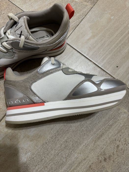 Маратонки ARMANI EXCHANGE 37 номер