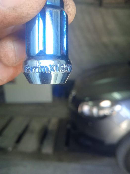 ПРОДАМ Баллонные гайки