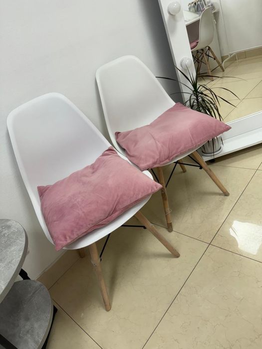 Два стула в отличном состоянии