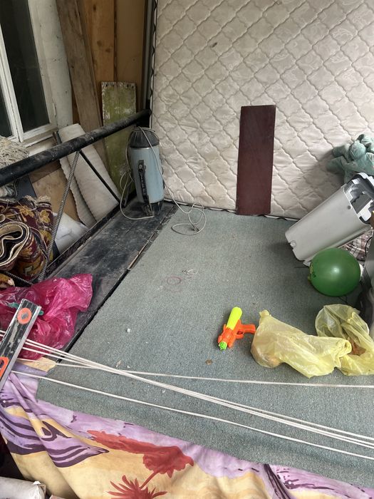 Продам топчан. Делали на заказ.