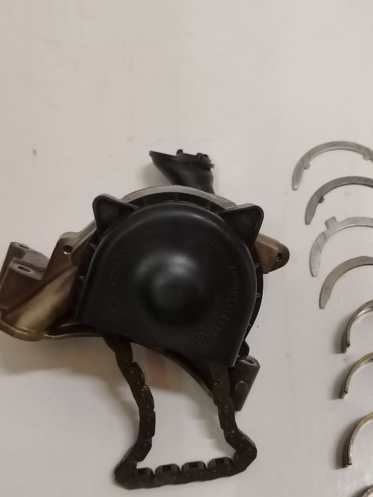 Arbore Vibrochen piston Pistoane Pompa ulei 1.4 TSI CAX CAXA CAXC Golf 6 Golf 5 Jetta Touran A3 Octavia 2 Altea 03CBF
