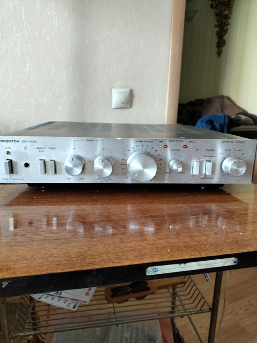 Продам усилитель Амфитон 002