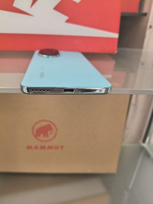 Vând Honor 200 in stare buna