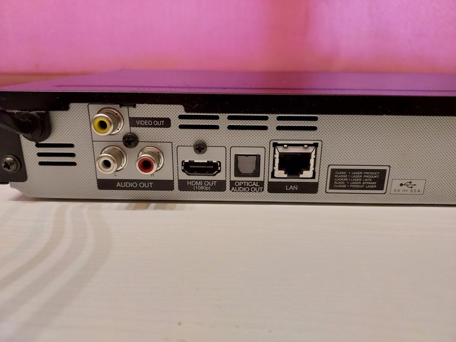 Blu-ray disc/ dvd player LG. Usb, HDMI, optical out. Citiți anunțul.