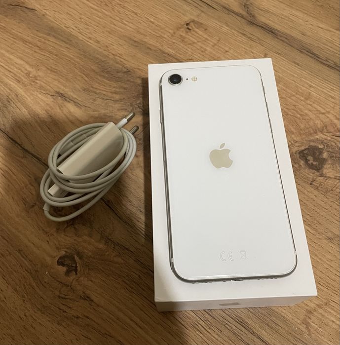 iPhone SE2020 состояние новое