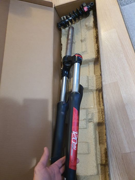 Furca si suspensii full Rockrider ST500