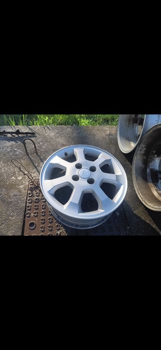 jante aliaj logan pe 15