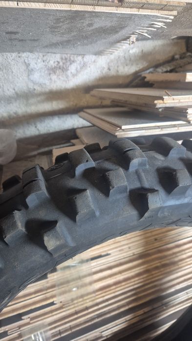 Резина на мото Metzeler