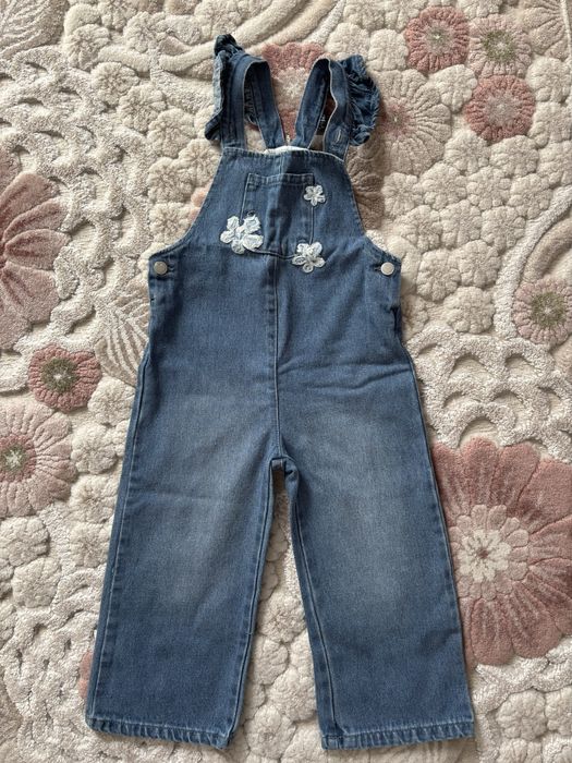 Salopeta blugi Lc Waikiki pt fetite,noua fara eticheta!