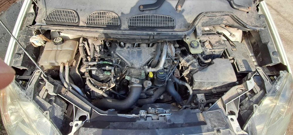 Форд ц-макс 2.0тдци 136к.с. на части