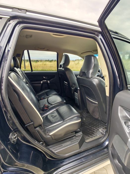 Продавам Volvo XC90 D5 AWD