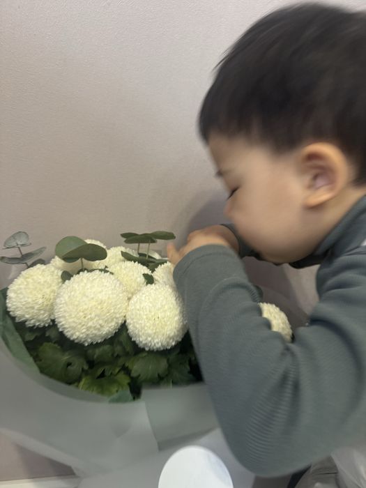 Букет цветов МОМОКО