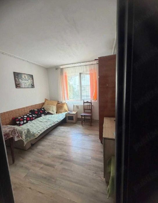 Apartament 3 camere de vânzare, Micro 3, Buzău