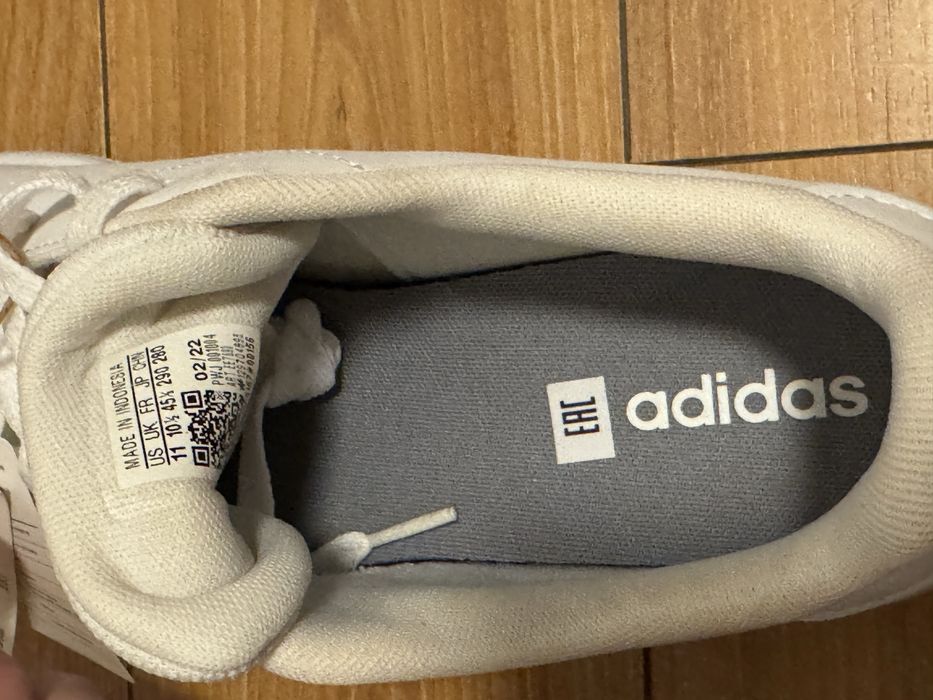 Adidas sneakers 45