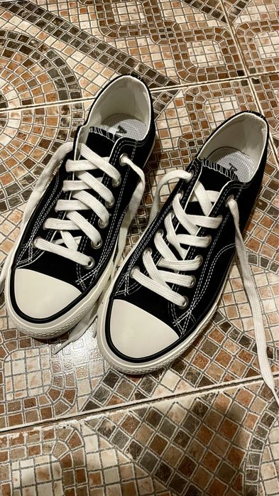 Продам женские кеды