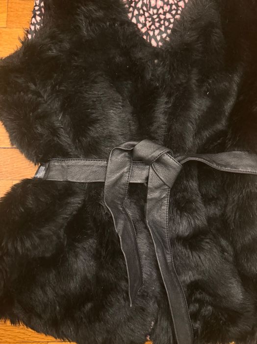 Пухкав елек H&M с колан 12-13 год