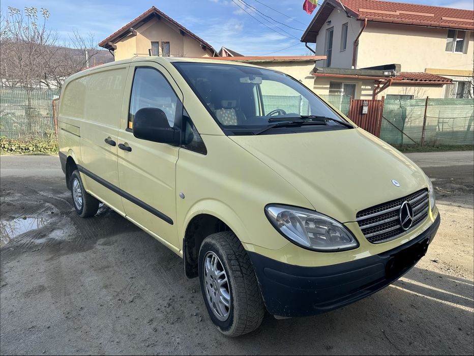 Vând Mercedes VITO 111 CDI