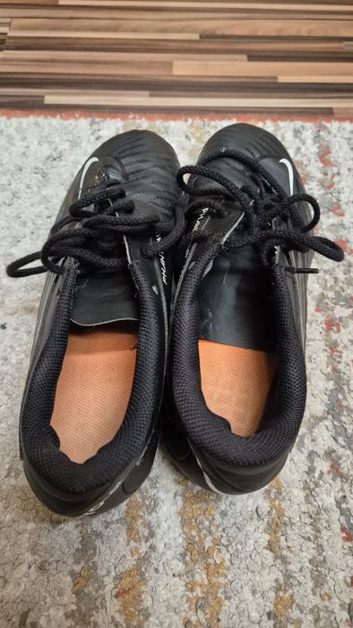 Ghete de fotbal Nike Phantom mărime 41