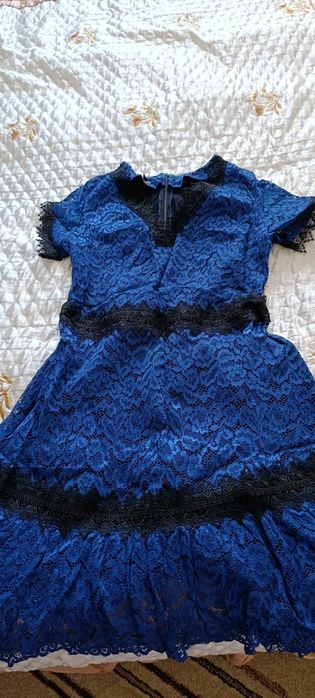 Отдам даром платья 44-46 размера