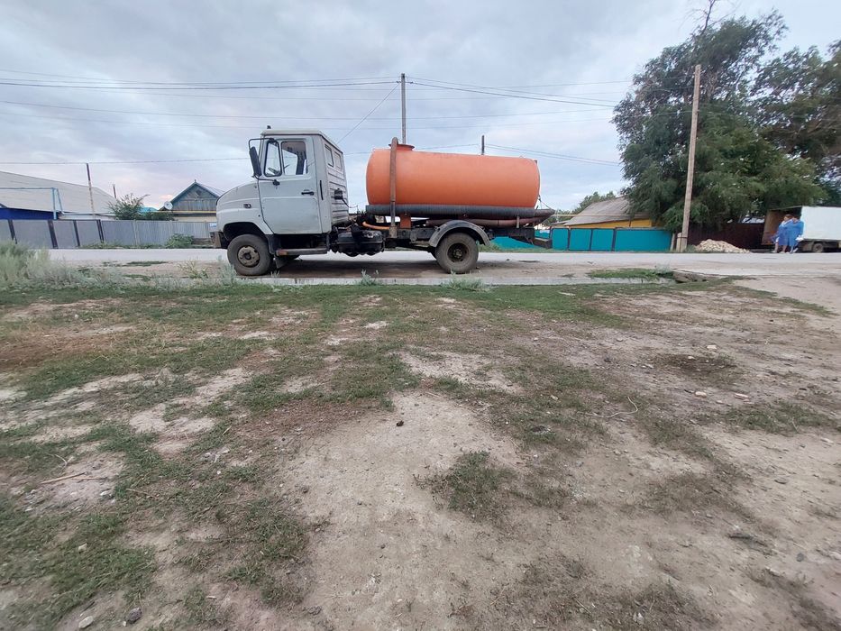 Продам асенизатор Зил бычок