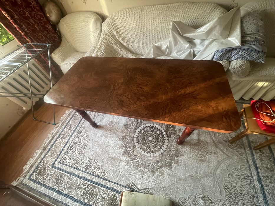 Продам горку, трюмо с зеркалом