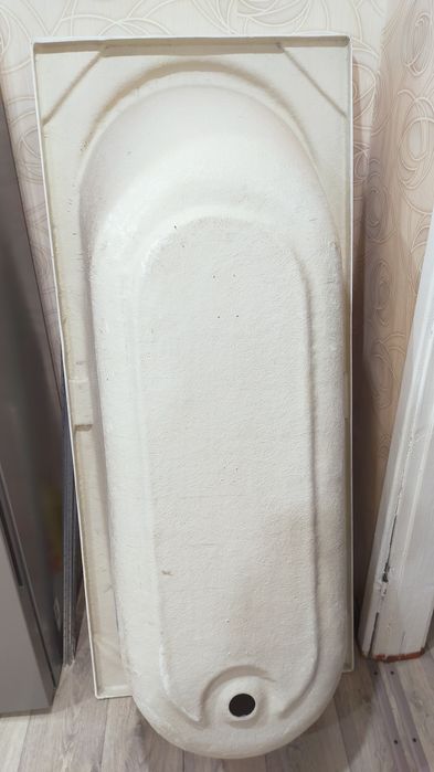 Продам ванну пластик