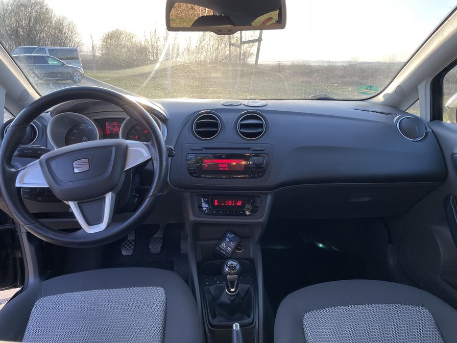 SEAT Ibiza 2009 -4 usi-incalzire scaune-Bluetooth Touch-180.000 km