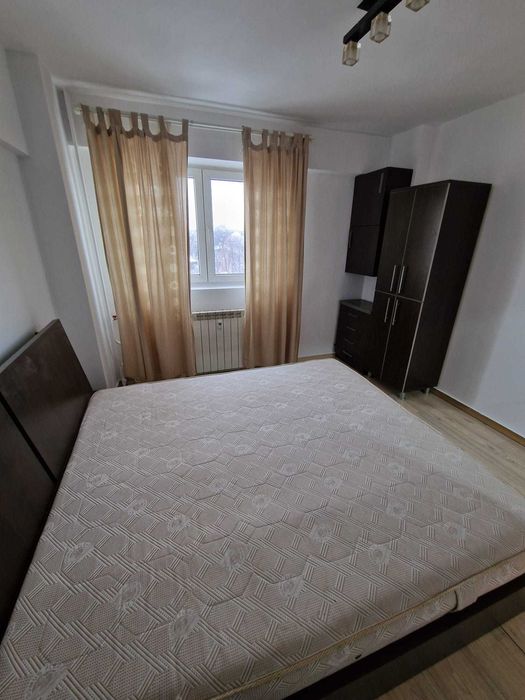 Apartament mobilat compus din 3 camere etaj 5/8 Sos Panduri chirie