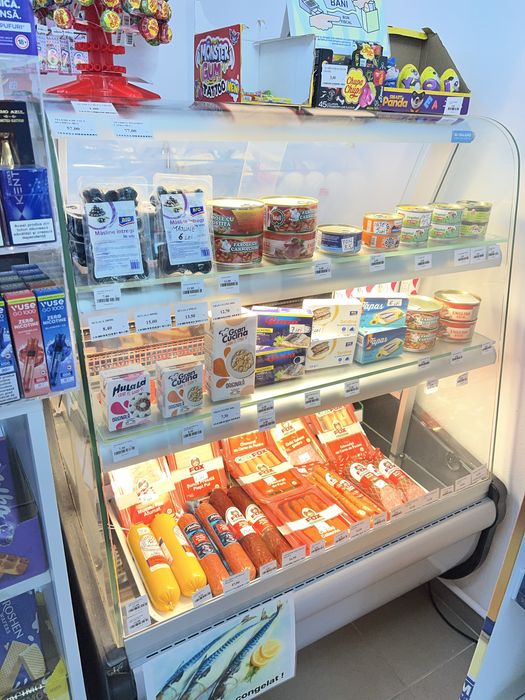 Vitrina mezel-lactate