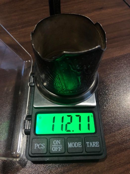 Сребърна поставка за чаша