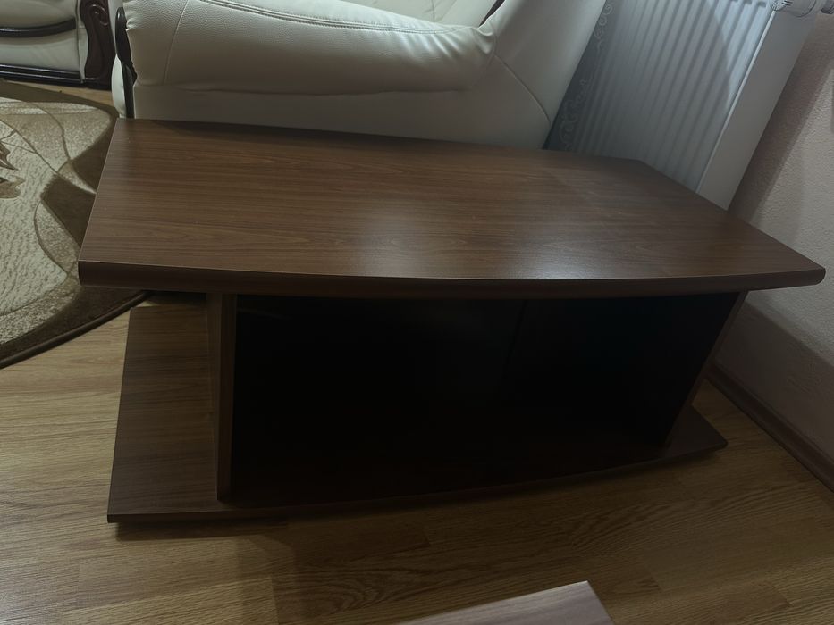 Mobila living in stare buna