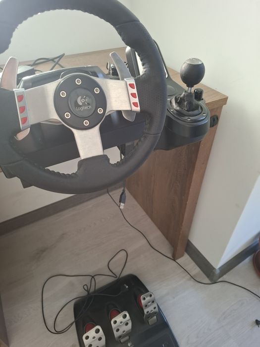 Logitech g27 /волан, педали, лост/