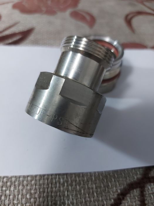 Разъём радиочастотный.