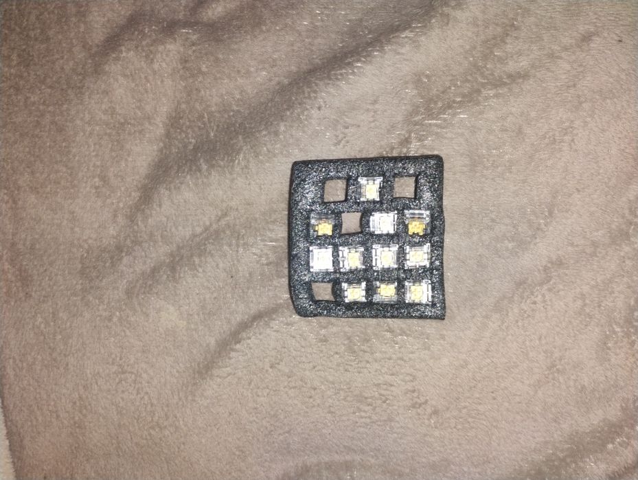 Vând tastatură AQIRYS