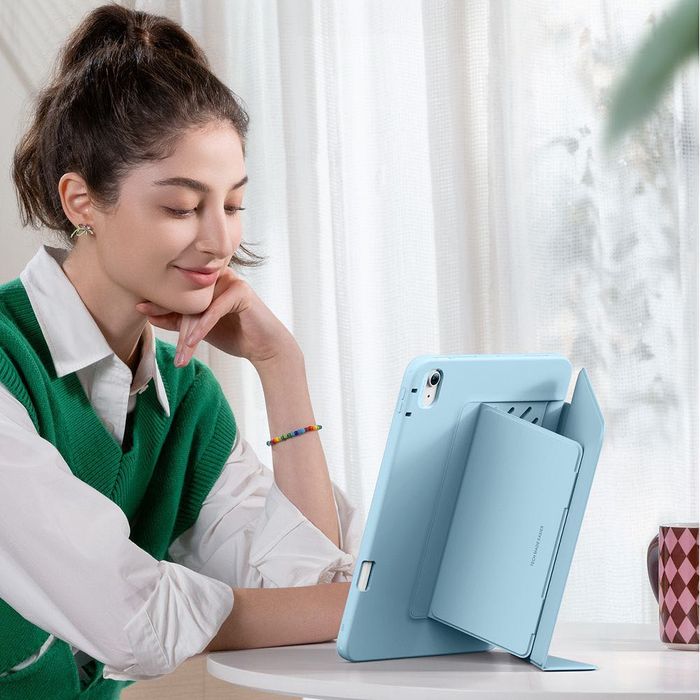 ESR Flip Hybrid Калъф за iPad Air 13″ (2024–2025) – Sky Blue